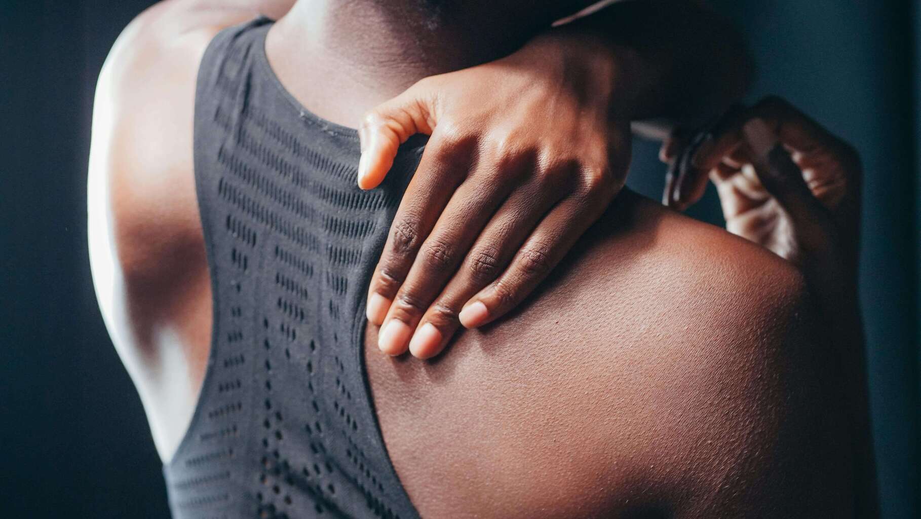 Physiotherapy treatment for shoulder pain